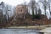 Zřícenina hradu Salon v Březině