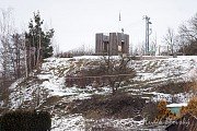 Vyhlídková věž Kvíčovice s netradičním opláštěním