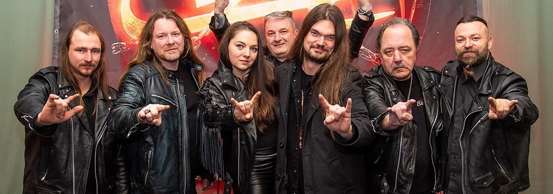 Chlíff před objektivem