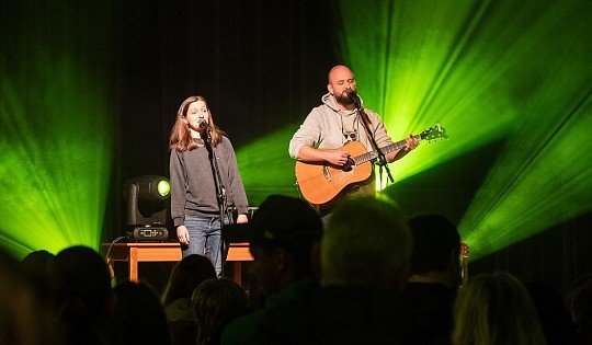 Duet Petry Göbelové a Pokáče
