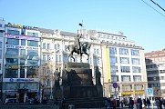 Na Václavském náměstí a v pasáži Lucerna v Praze 13. 3. 2014