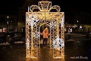 Horažďovické náměstí - nasvícený vánoční dárek