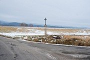Křížek u silnice