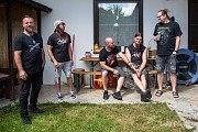 Povídání a rozloučení před studiem