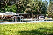 Sobotní ráno, čekání na hudební start