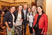 Oficiální ukončení, fotografování