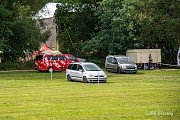 Parkoviště, stany a areál před startem