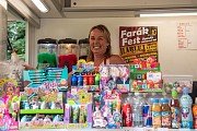 Parkoviště, stany a areál před startem