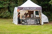 Parkoviště, stany a areál před startem