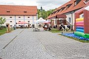 Dvůr Všerady – areál