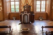 Prohlídka hradu, zámku a galerie Klenová, skupinové fotografování