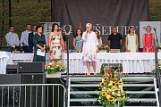 Zahájení, předávání diplomů