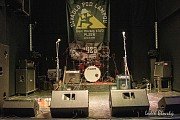 Scéna připravená…